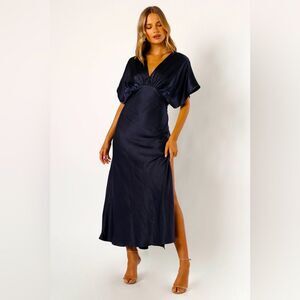 Petal & Pup Ricki Maxi Timeless Dress Midnight Indigo Women’s Size Large